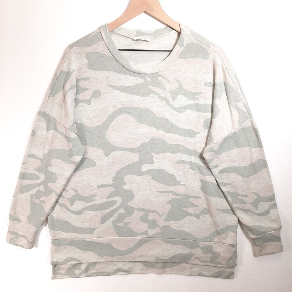 Oddi Soft Knit Cozy Oversize Sweatshirt Size Medium/Large Camouflage Streetwear